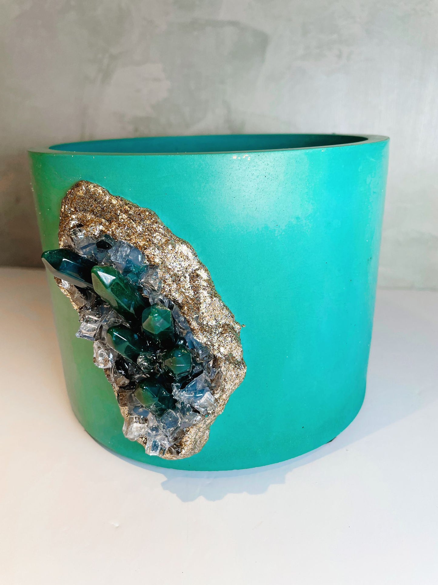 Bermuda Green - Coco Crystal - 6 inches